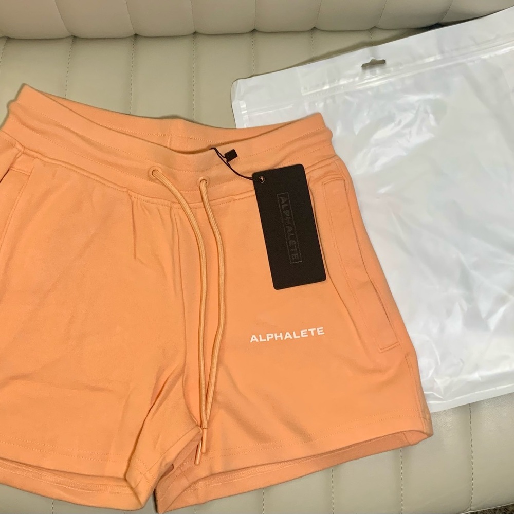 Alphalete‎ Womens Core Shorts Color Orange Frost  Size XS NWT